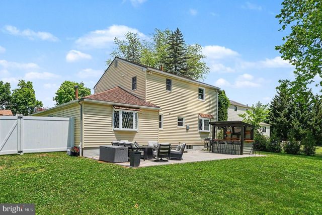 1912 MARE RD, Warrington, PA 18976