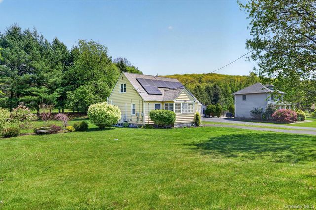 151 Laroe Road, Chester, NY 10918