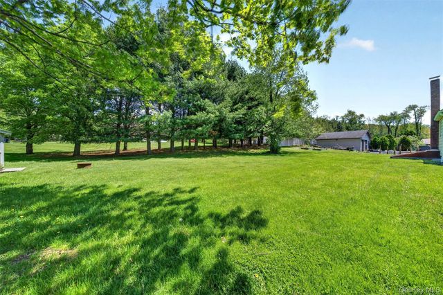151 Laroe Road, Chester, NY 10918