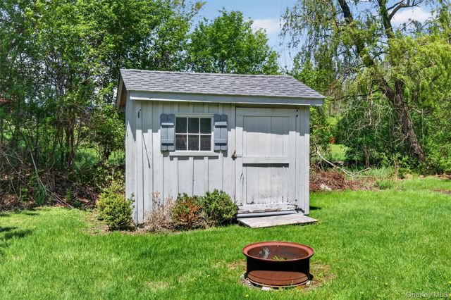 151 Laroe Road, Chester, NY 10918