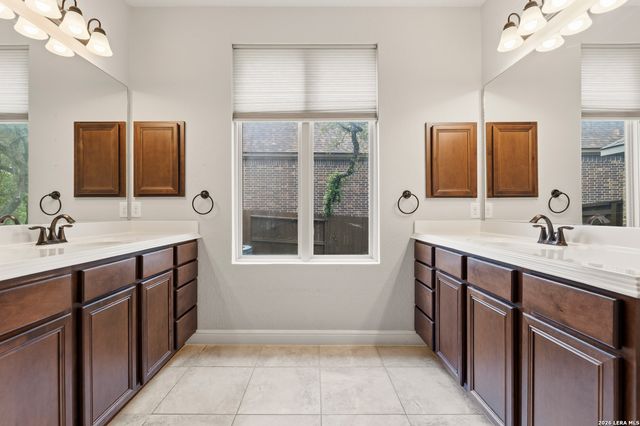 11918 LAMPASAS TRL, San Antonio, TX 78253