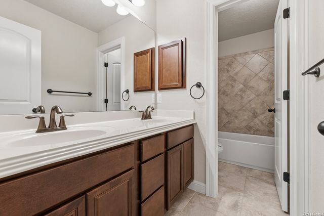 11918 LAMPASAS TRL, San Antonio, TX 78253