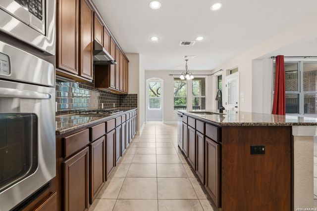 11918 LAMPASAS TRL, San Antonio, TX 78253