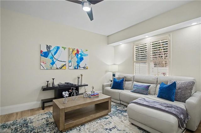 5186 Tallowood WAY, Naples, FL 34116