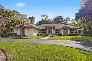 5186 Tallowood WAY, Naples, FL 34116