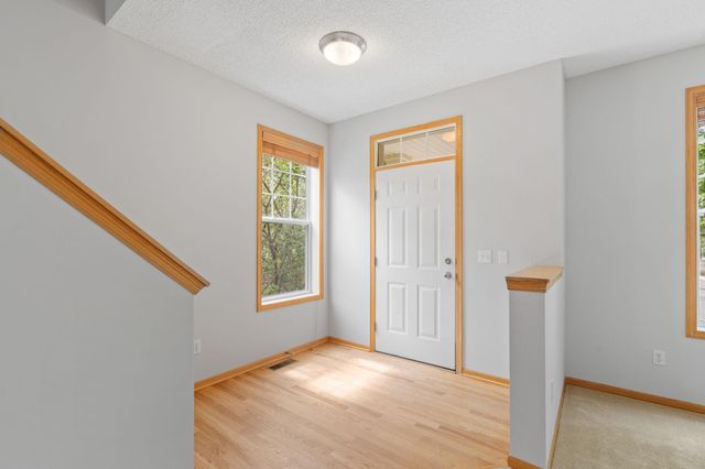 8324 Labont Way, Eden Prairie, MN 55344