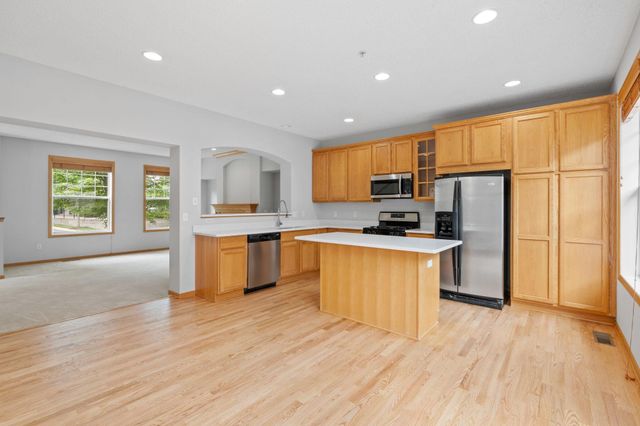 8324 Labont Way, Eden Prairie, MN 55344