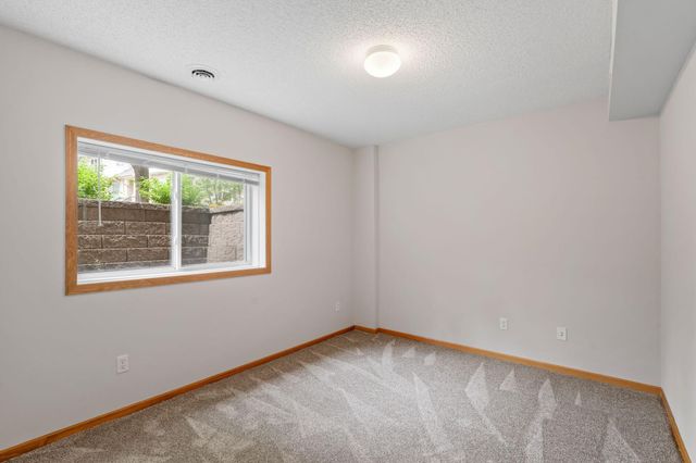 8324 Labont Way, Eden Prairie, MN 55344