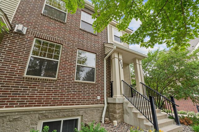 8324 Labont Way, Eden Prairie, MN 55344