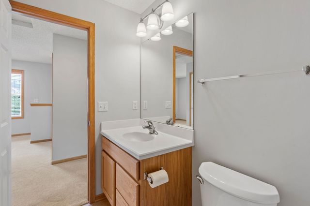 8324 Labont Way, Eden Prairie, MN 55344