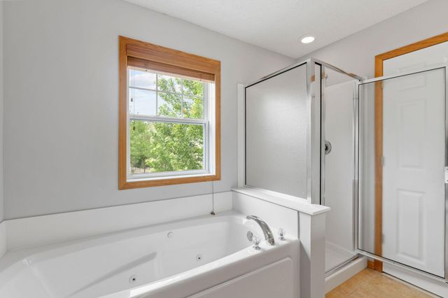 8324 Labont Way, Eden Prairie, MN 55344