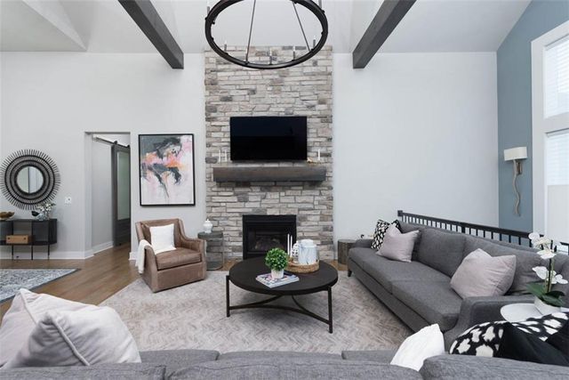 15120 Carter Street, Overland Park, KS 66221
