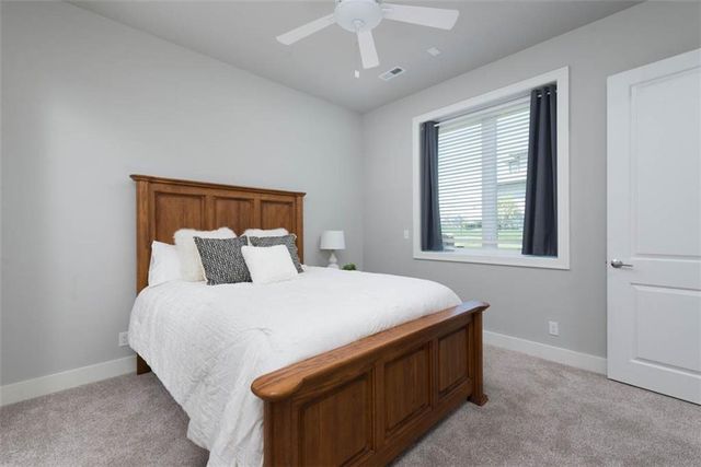 15120 Carter Street, Overland Park, KS 66221