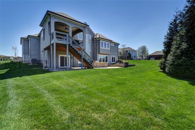 15120 Carter Street, Overland Park, KS 66221