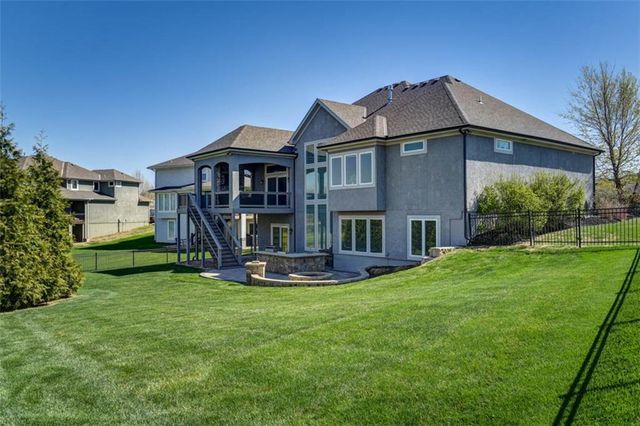 15120 Carter Street, Overland Park, KS 66221