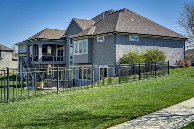 15120 Carter Street, Overland Park, KS 66221