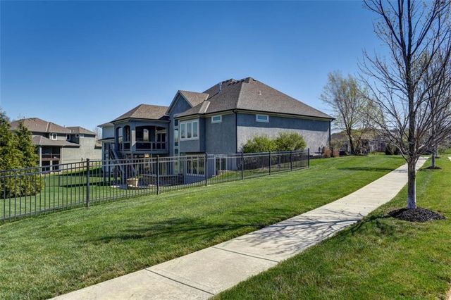 15120 Carter Street, Overland Park, KS 66221