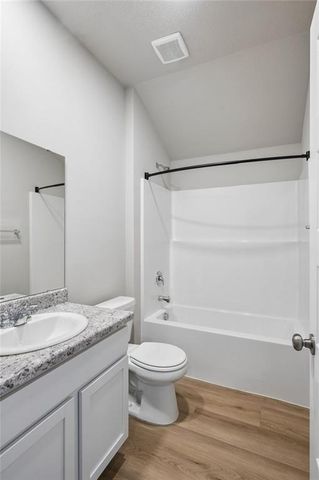 7917 SE 5th Terrace, Blue Springs, MO 64014