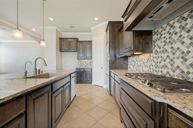 4304 Caney Creek Circle, Celina, TX 75078