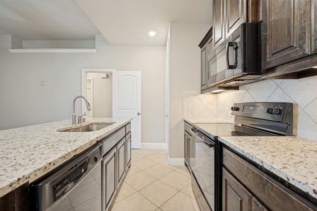 4304 Caney Creek Circle, Celina, TX 75078