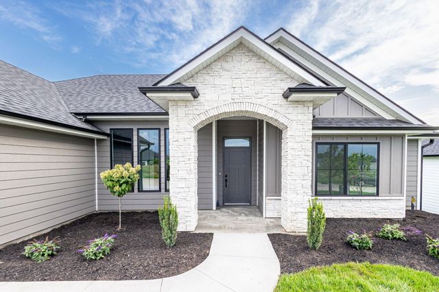 4600 CHAMBERS BAY DR, Columbia, MO 65201
