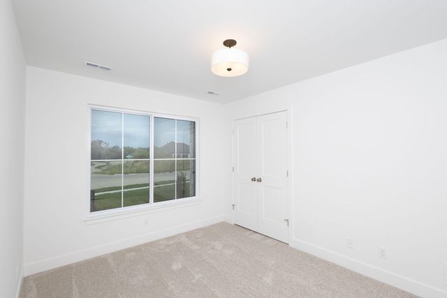 4600 CHAMBERS BAY DR, Columbia, MO 65201