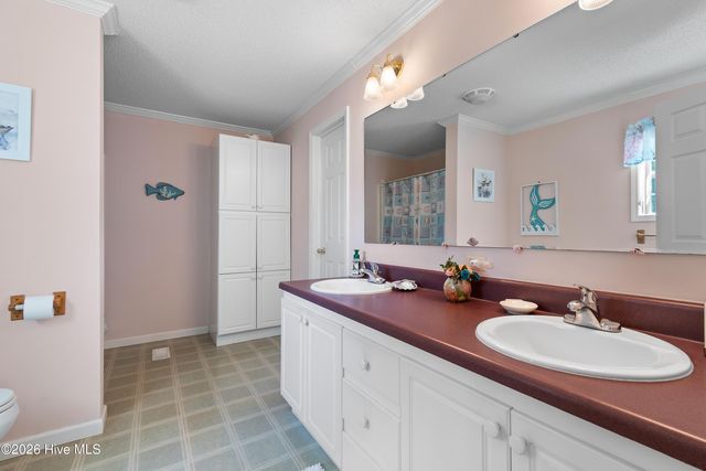 1100 Waterview Lane SW, Carolina Shores, NC 28467