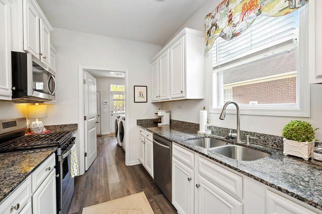 3164 Mayflower Lane, Sumter, SC 29150