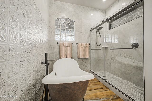 19211 W SELDON Lane, Waddell, AZ 85355