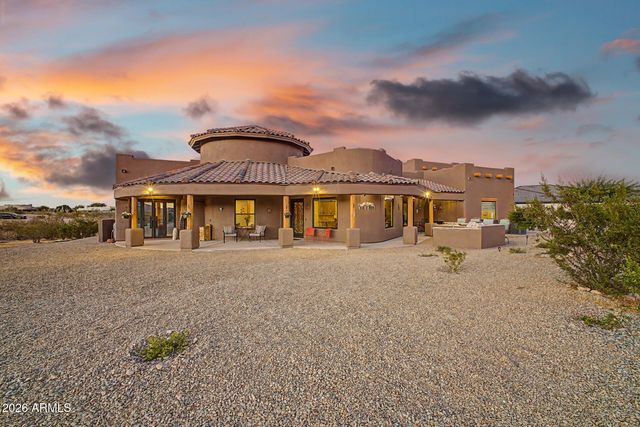 19211 W SELDON Lane, Waddell, AZ 85355