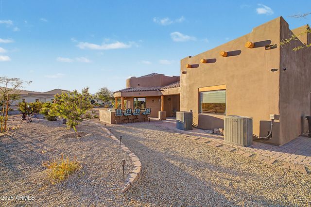 19211 W SELDON Lane, Waddell, AZ 85355