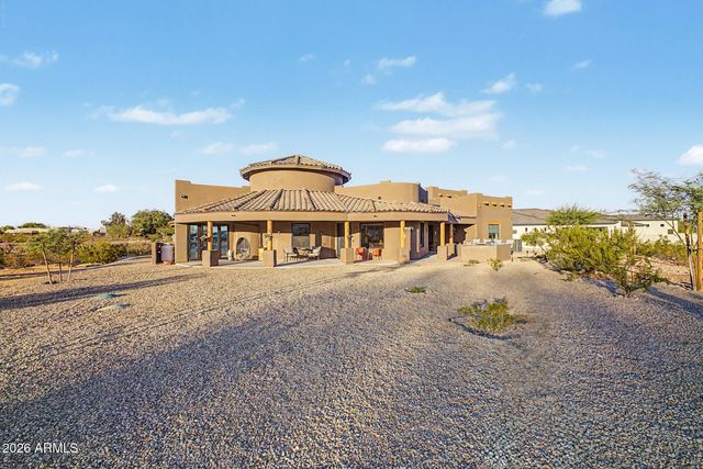 19211 W SELDON Lane, Waddell, AZ 85355