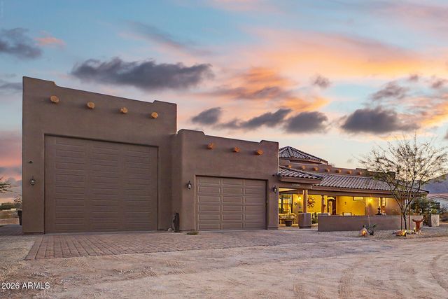 19211 W SELDON Lane, Waddell, AZ 85355