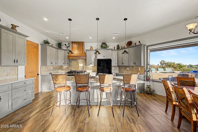 19211 W SELDON Lane, Waddell, AZ 85355