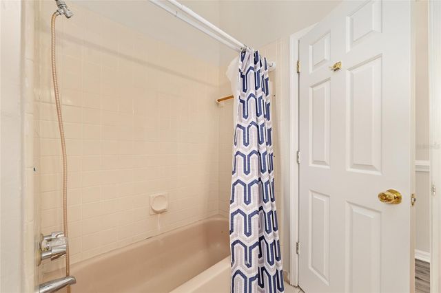 1135 SE 12TH AVENUE, Gainesville, FL 32641