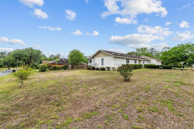 1135 SE 12TH AVENUE, Gainesville, FL 32641