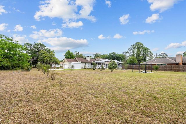 1135 SE 12TH AVENUE, Gainesville, FL 32641