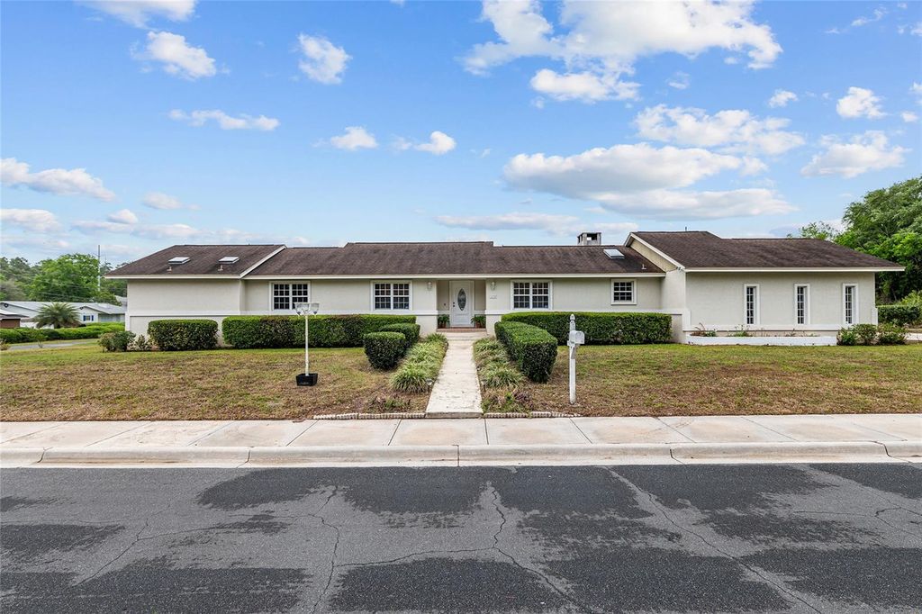 1135 SE 12TH AVENUE, Gainesville, FL 32641