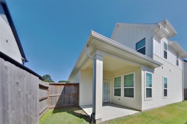 9835 Willow Creek Commerce Drive 109, Tomball, TX 77375