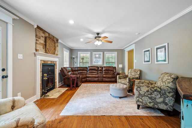 8313 Shimrod Street, Benton, AR 72019