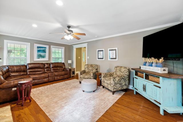 8313 Shimrod Street, Benton, AR 72019