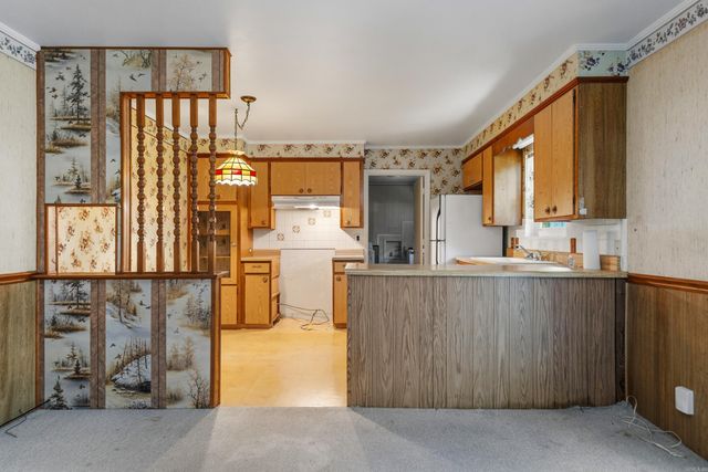 102 Dahlia St, Hot Springs, AR 71913