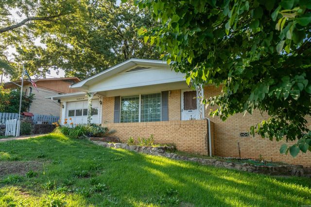 102 Dahlia St, Hot Springs, AR 71913