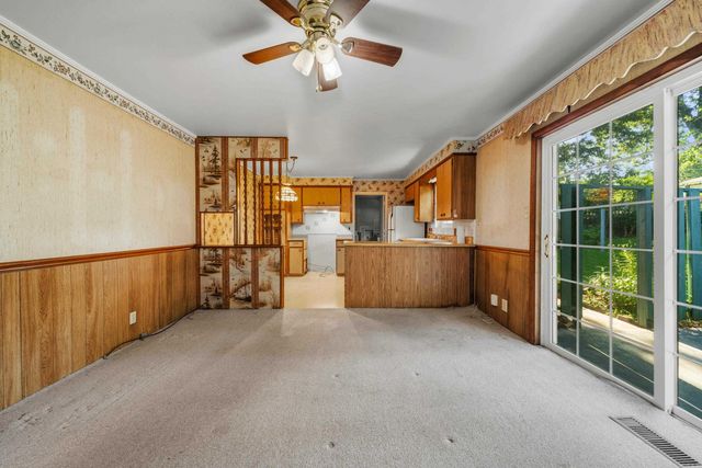 102 Dahlia St, Hot Springs, AR 71913