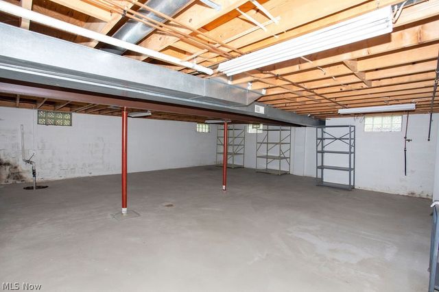 265 Richards Drive, Liberty, OH 44505