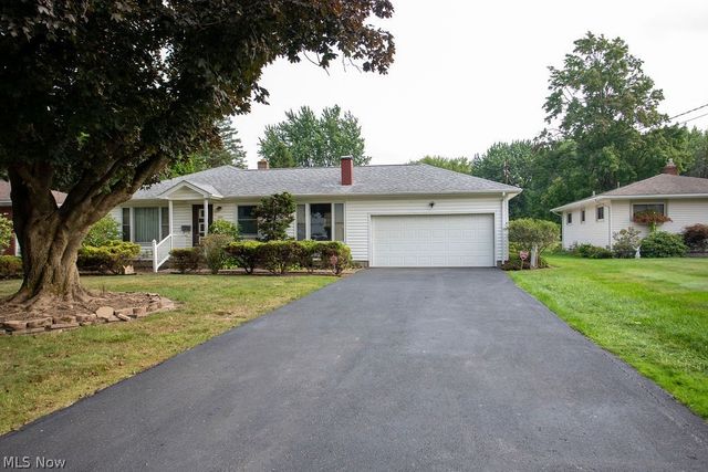 265 Richards Drive, Liberty, OH 44505