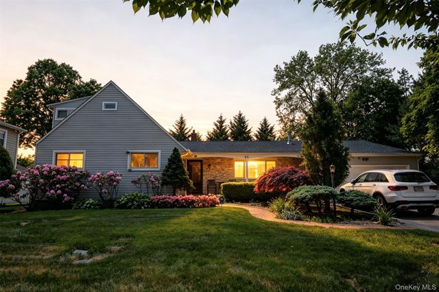 54 Ivy Drive, Jericho, NY 11753