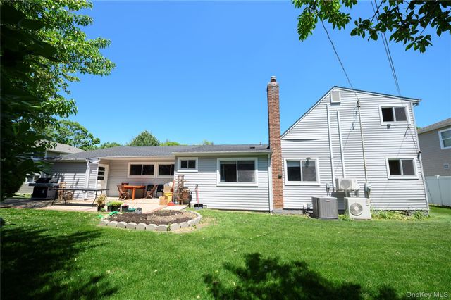 54 Ivy Drive, Jericho, NY 11753