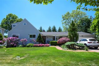 54 Ivy Drive, Jericho, NY 11753
