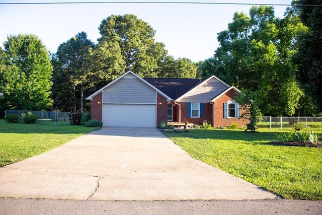 4019 Belle Orchard Dr, Fayetteville, TN 37334